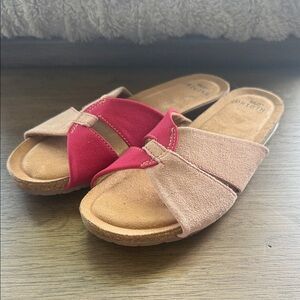 Earth origins Women's Pink and Tan Slide Sandals